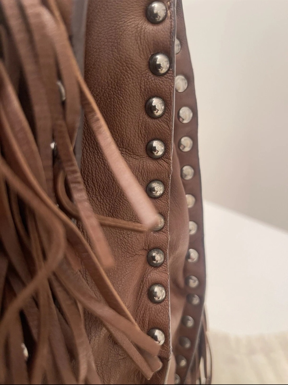 Prada large Brown Leather Fringe tote with Shoulder Strap studs - Picture 4 of 12